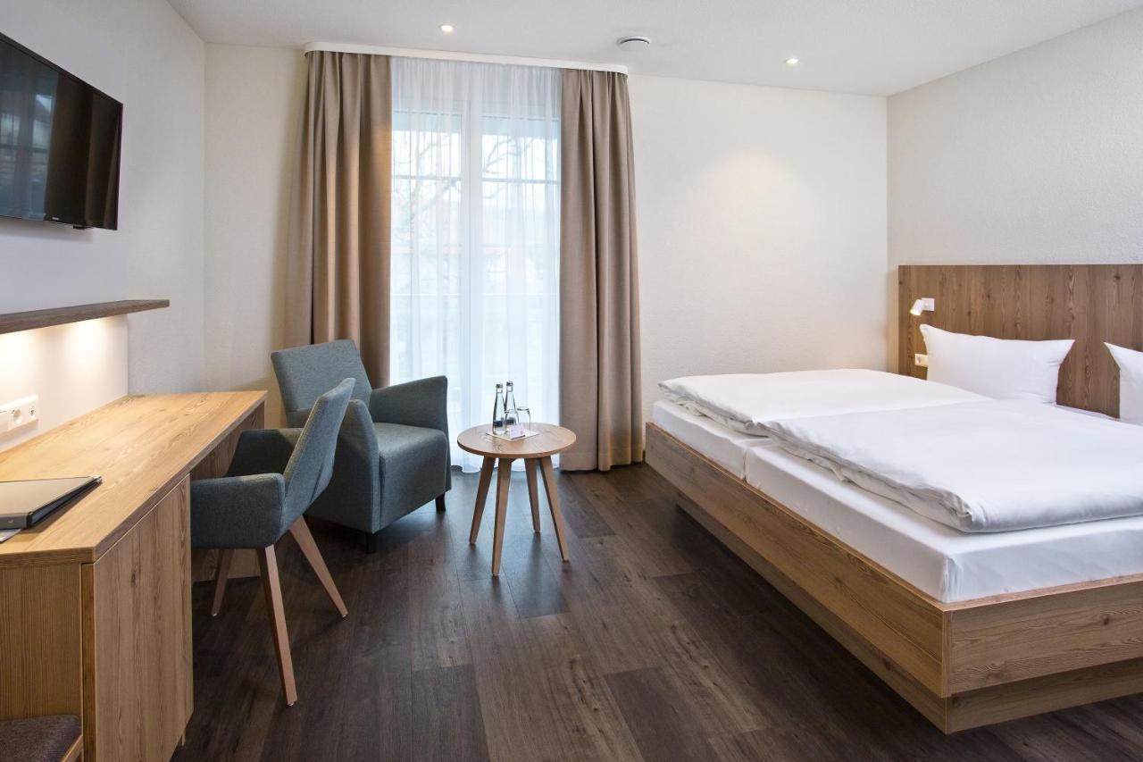 Hotel-Gasthaus Engel Luttingen 라우펜부르크 외부 사진
