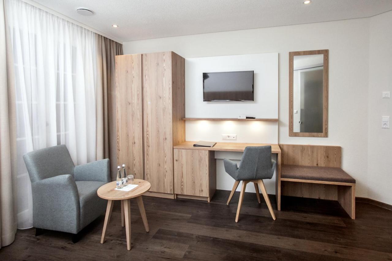 Hotel-Gasthaus Engel Luttingen 라우펜부르크 외부 사진