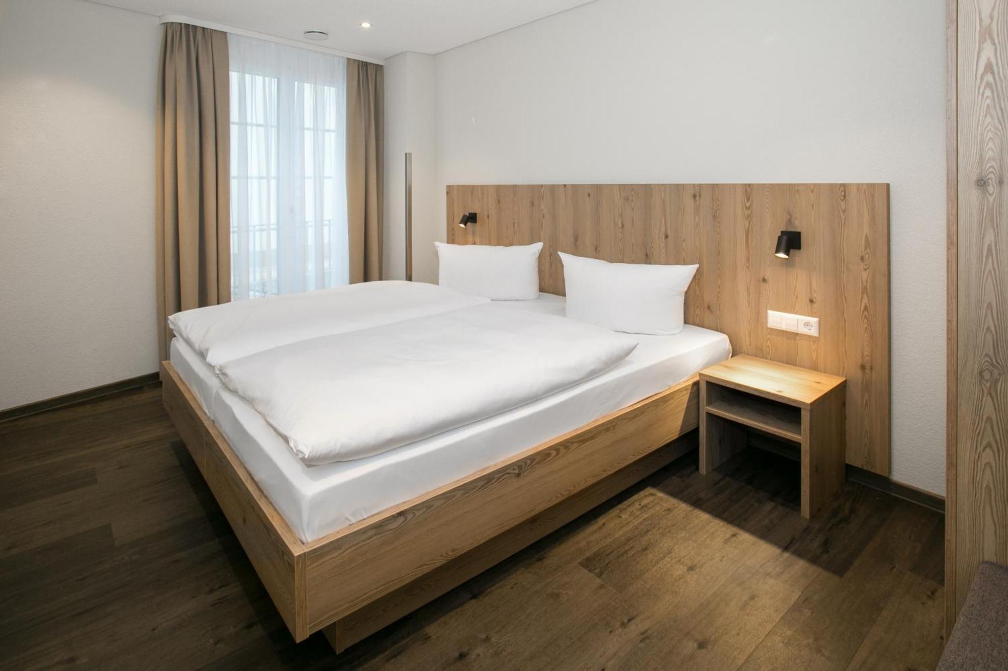 Hotel-Gasthaus Engel Luttingen 라우펜부르크 객실 사진
