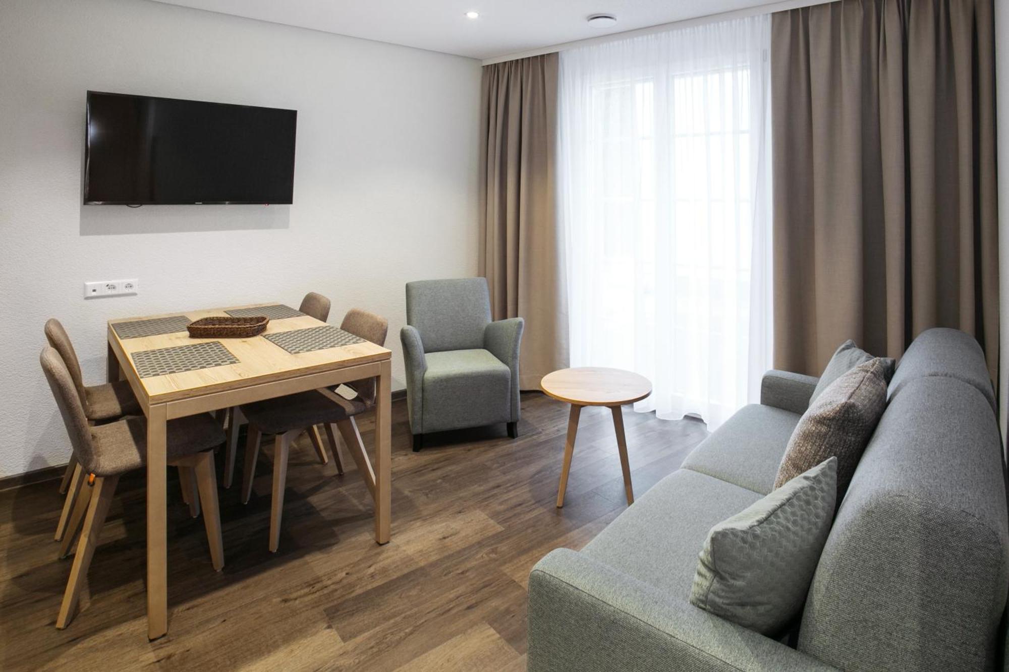 Hotel-Gasthaus Engel Luttingen 라우펜부르크 객실 사진