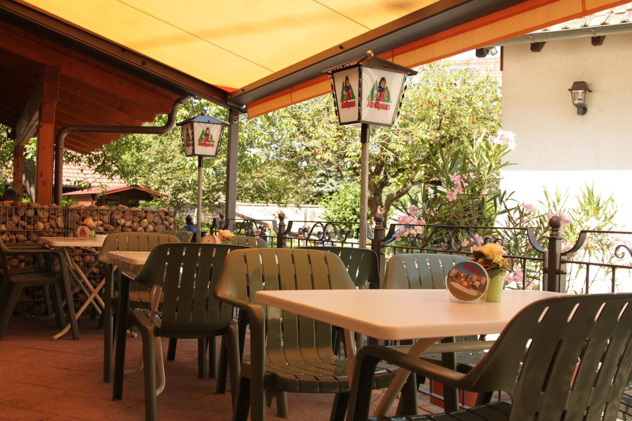 Hotel-Gasthaus Engel Luttingen 라우펜부르크 외부 사진